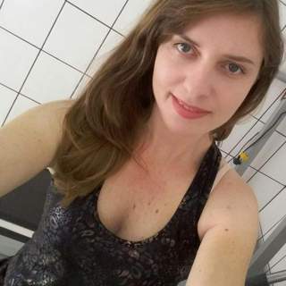 Pute Bienne en manque et vous  ?